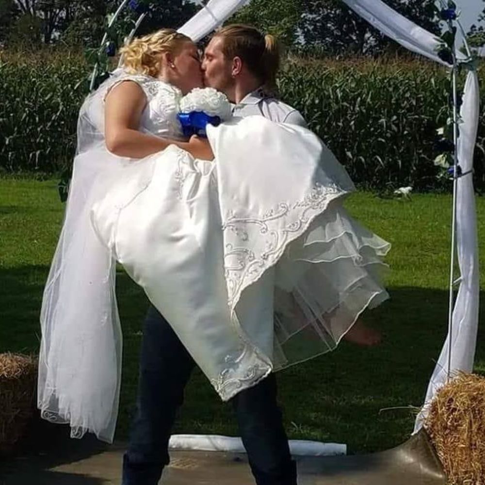 Meet your Posher, Kayla